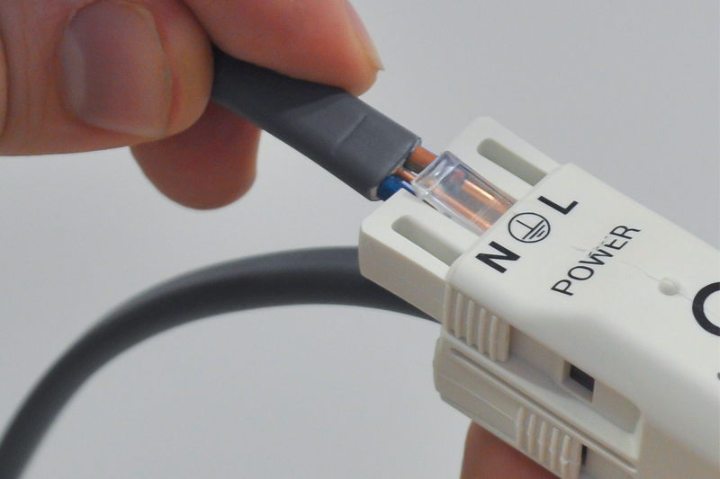 Putting the spotlight on Quickwire’s ‘Switch &amp; Load’ junction box

Quickwire has put together a couple of scenarios where its Switch &amp; Load junction box can help the installer to save time, money, and effort.

Find out more - professional-electrician.com/features/putti…

<a href="/Quick_Wire/">Sam</a> #junctionbox