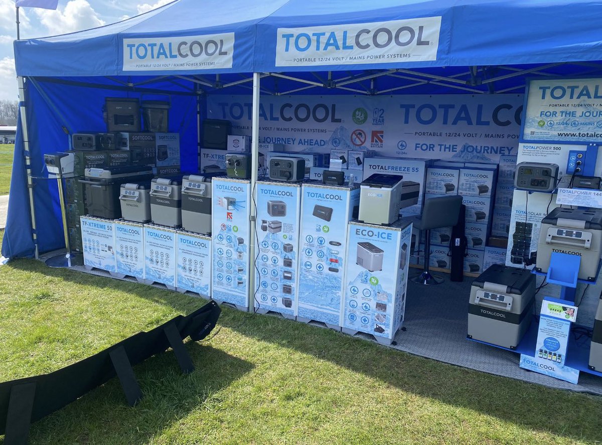 What an amazing day we had at the @KelmarshHall over Easter weekend 🐣 The sun was shining and the stand looked fabulous with our entire range of products on display and the TOTALSOLAR 100 in use soaking up the sun! ☀️