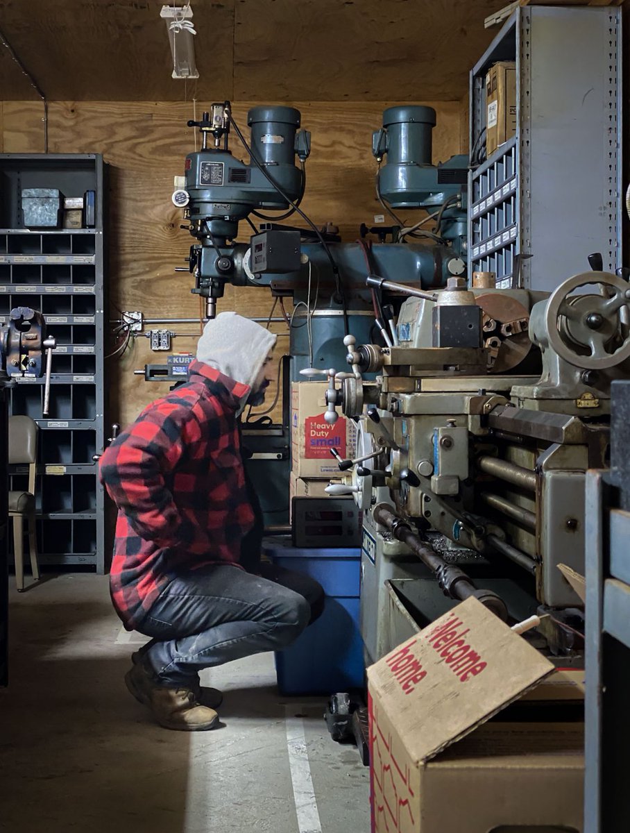 AnalogEng's tweet photo. Our guest tonight on the @macrofab engineering podcast Brandon from Inheritance Machining!

Join the livestream at 7pm central. https://t.co/kCuxrMz6KC https://t.co/8qSA1GAyzC