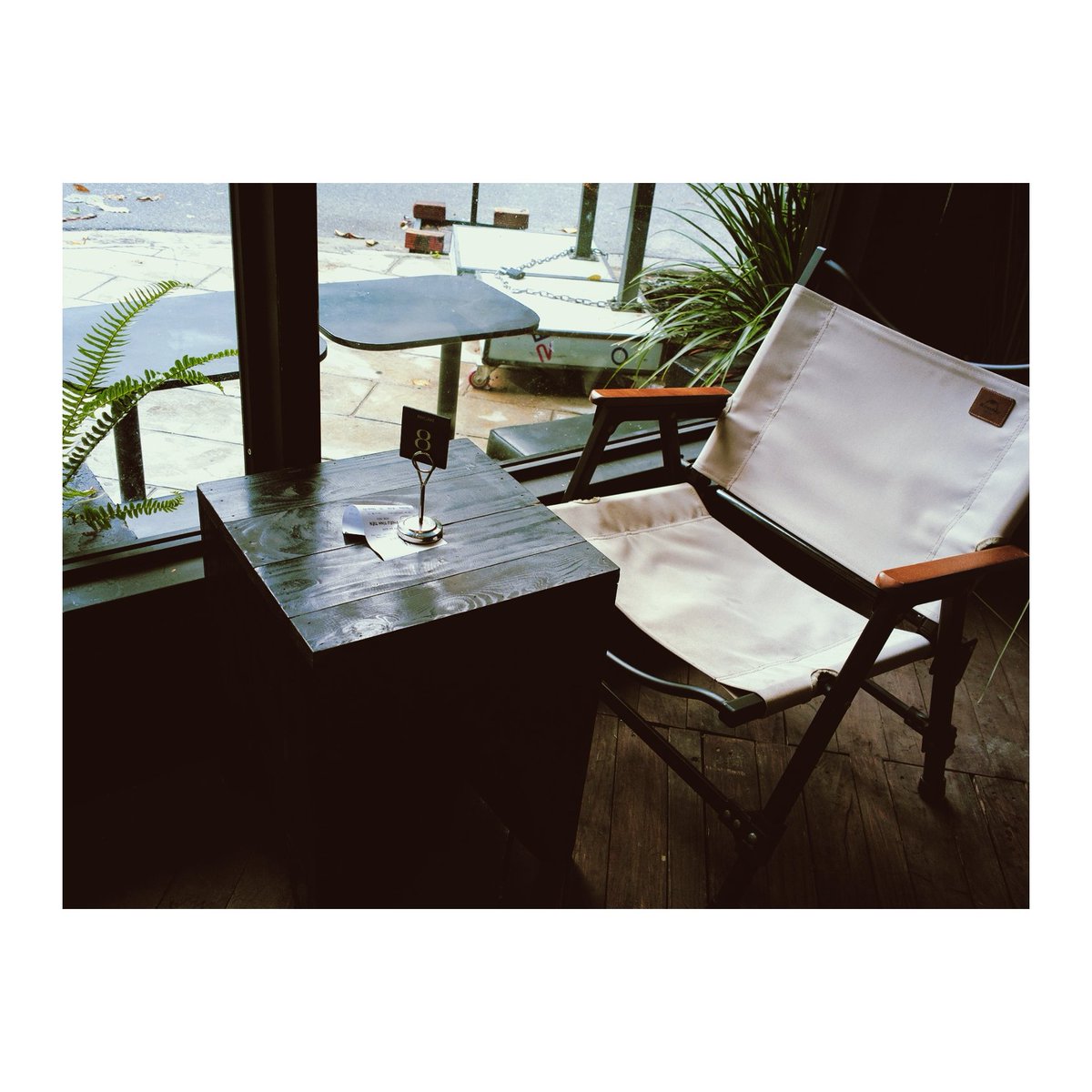 Kyn1334's tweet photo. #Bycake 

📸: me

#coffeeshop #nokia808 #Vietnam #NhaTrang https://t.co/rpECkqJOqa