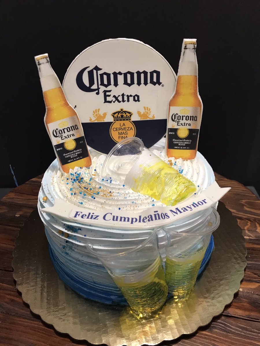 CAKESMIA's tweet photo. #CakesByMia  #Miacakes4U #baptism #christening #communion #Quinceañera #SweetSixteen #Shower #CUMPLEAÑOS #HappyBirthday #Bizcocho #Dominicancake #Cake #Cupcake #BabyShower #Graduation #Wedding #Genderreveal #friends #Tortas #Baby #Boy #Girl #CBM #NewJerseyCake https://t.co/rFlMmmQPWp