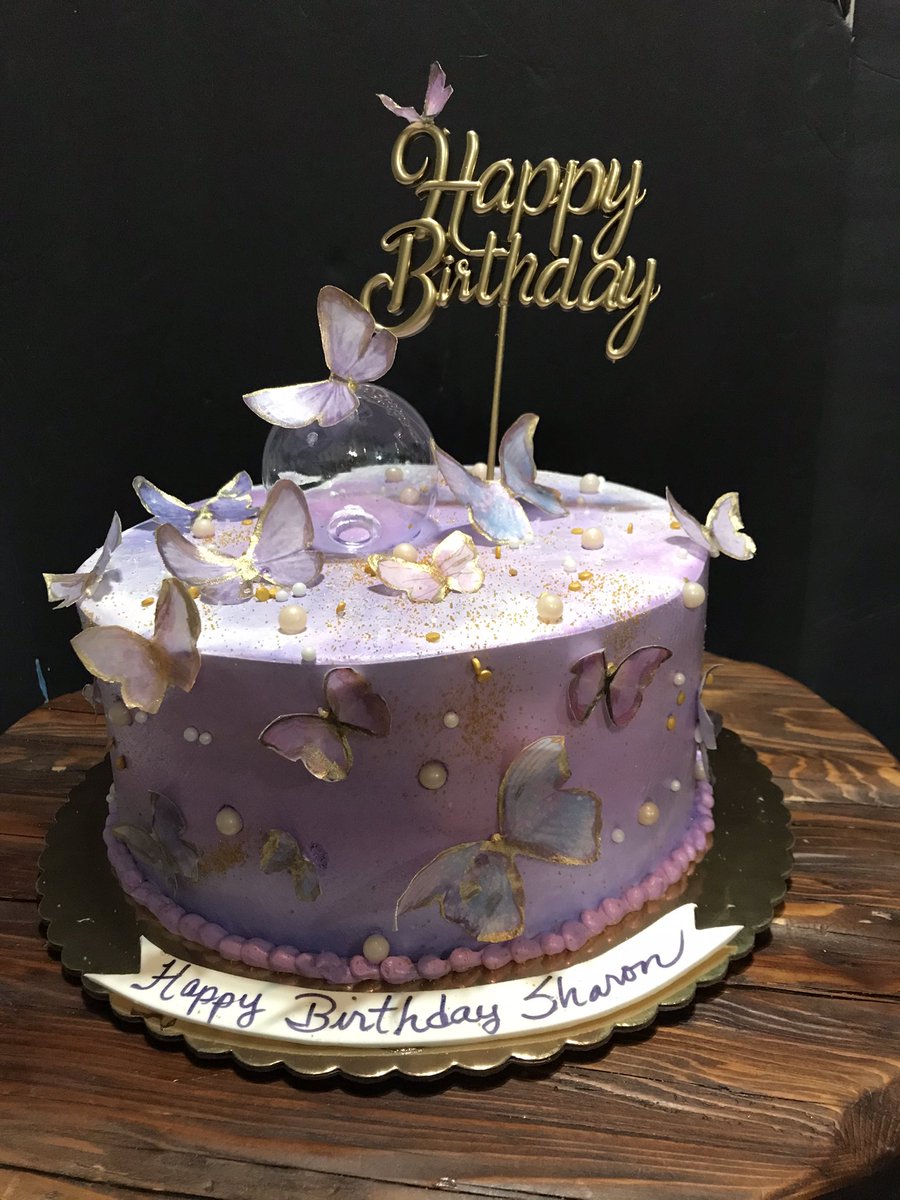 CAKESMIA's tweet photo. #CakesByMia  #Miacakes4U #baptism #christening #communion #Quinceañera #SweetSixteen #Shower #CUMPLEAÑOS #HappyBirthday #Bizcocho #Dominicancake #Cake #Cupcake #BabyShower #Graduation #Wedding #Genderreveal #friends #Tortas #Baby #Boy #Girl #CBM #NewJerseyCake https://t.co/rFlMmmQPWp