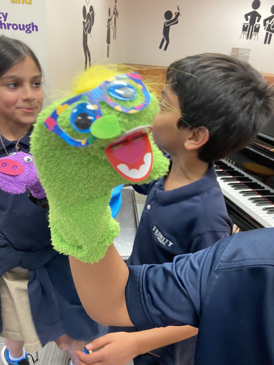 Trinity Teacher Treasure fun making hand puppets! #Trinityschool #trinitylearns <a href="/trinityatl/">Trinity School</a>