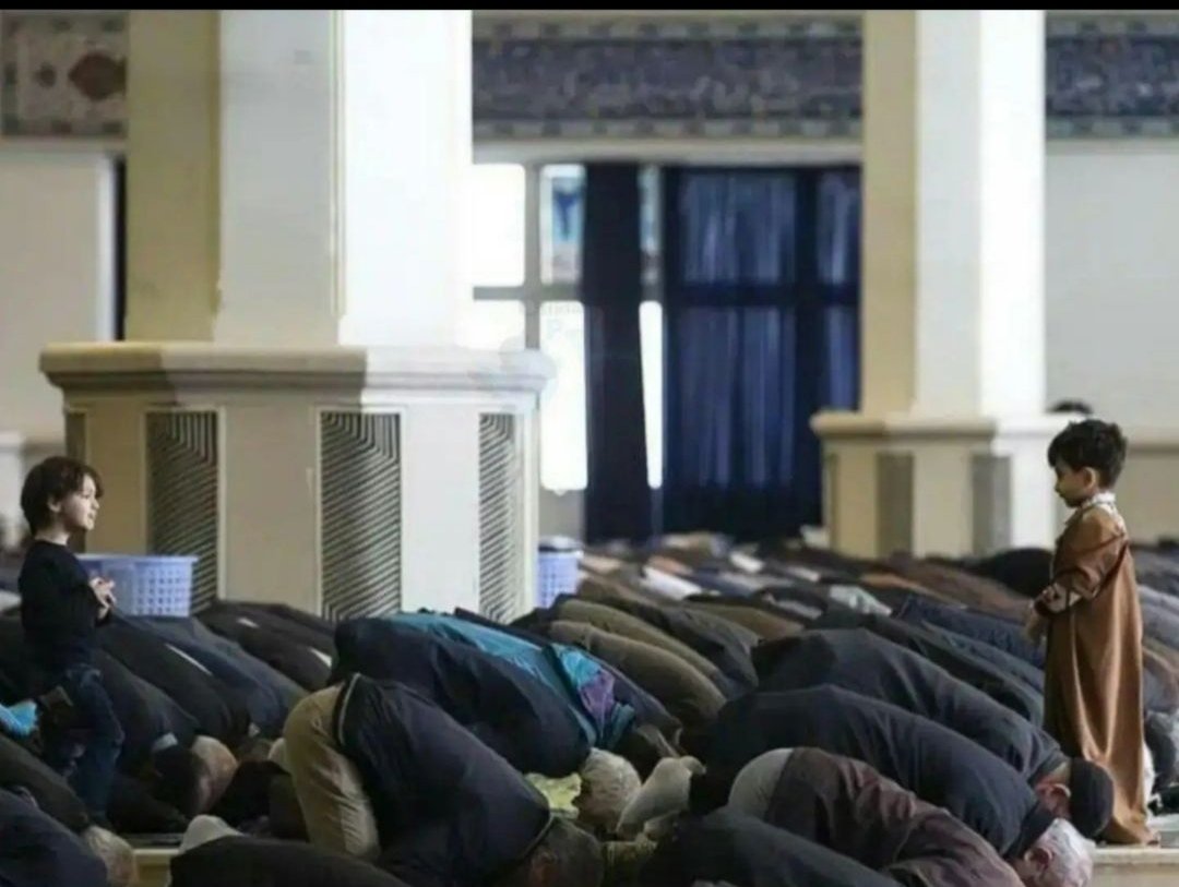 دیگران فردوس میخواهند و ما دیدار یار