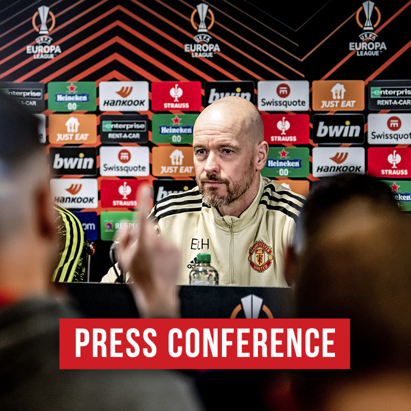 ManUtd's tweet photo. Press conference ✔️
Training coverage ✔️

Stay up-to-date with all of Wednesday's #UEL build-up in the Man Utd app! 📲

#MUFC