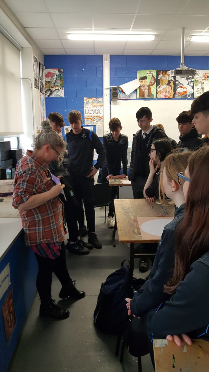 MaristTYs's tweet photo. Ty Activities 2023: Our students have been sampling an Arts workshop with Orlaith Cullinane. The students are working using the print press machine and learning some new skills to be more creative. @maristdundalk https://t.co/1Ql8NtZXmj