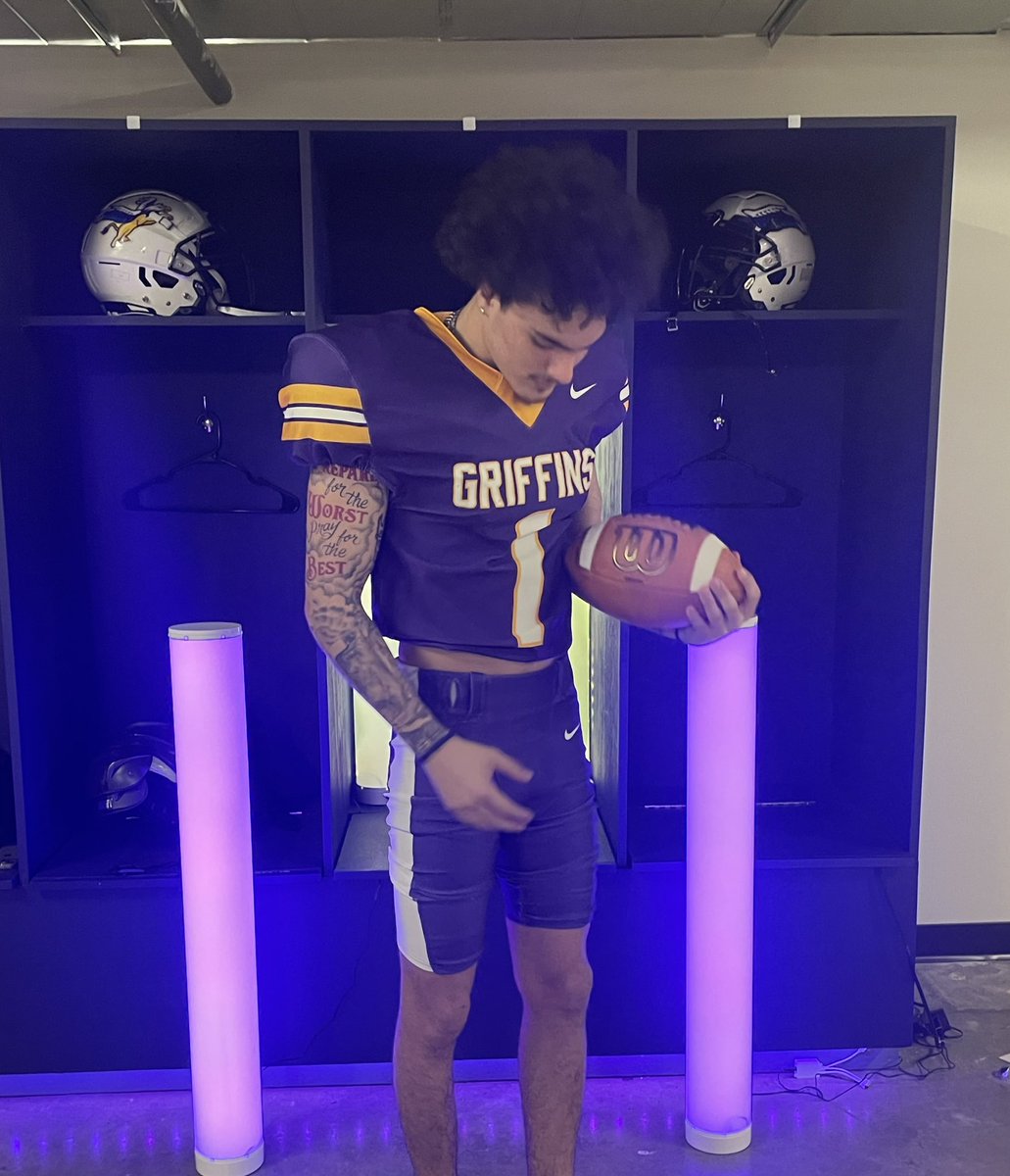 Luca Garguilo ✞ (@lucagarguilo) on Twitter photo 110% Committed!!💜 Let’s get to work.. <a href="/CoachShannn/">Coach Shannon</a> <a href="/CoachBortle/">Austin Bortle</a> @FontbonneSprint <a href="/FrankHynes12/">Frank Hynes</a> <a href="/Springstead_Ath/">Springstead Athletics</a> <a href="/FBUGriffins/">Fontbonne Athletics</a> 110% Committed!!💜 Let’s get to work.. <a href="/CoachShannn/">Coach Shannon</a> <a href="/CoachBortle/">Austin Bortle</a> @FontbonneSprint <a href="/FrankHynes12/">Frank Hynes</a> <a href="/Springstead_Ath/">Springstead Athletics</a> <a href="/FBUGriffins/">Fontbonne Athletics</a>