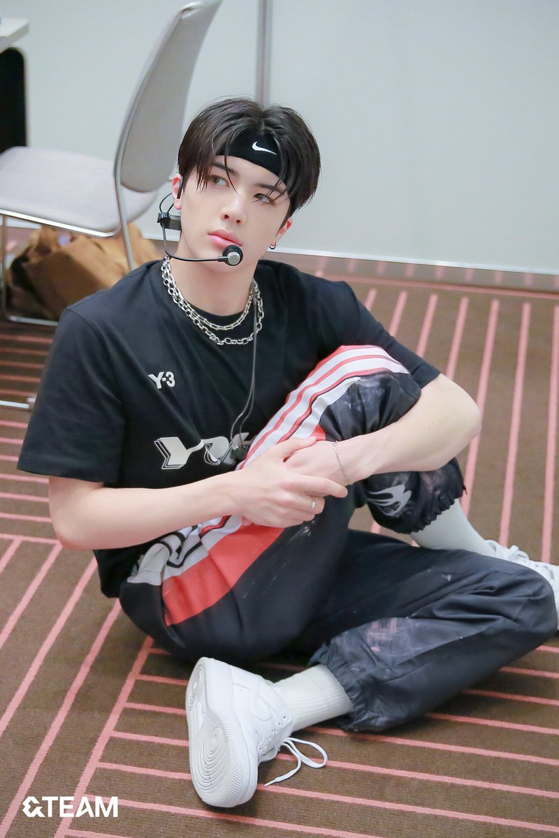 SexiestJiminie's tweet photo. ^COUNTDOWN JAPAN 22/23 - Behind Photo ^❤️😊🫶🤍

#andTEAM #andTEAM_COMEBACK #FirsthowlingME #Maki❣️ https://t.co/gbiJCgErKv