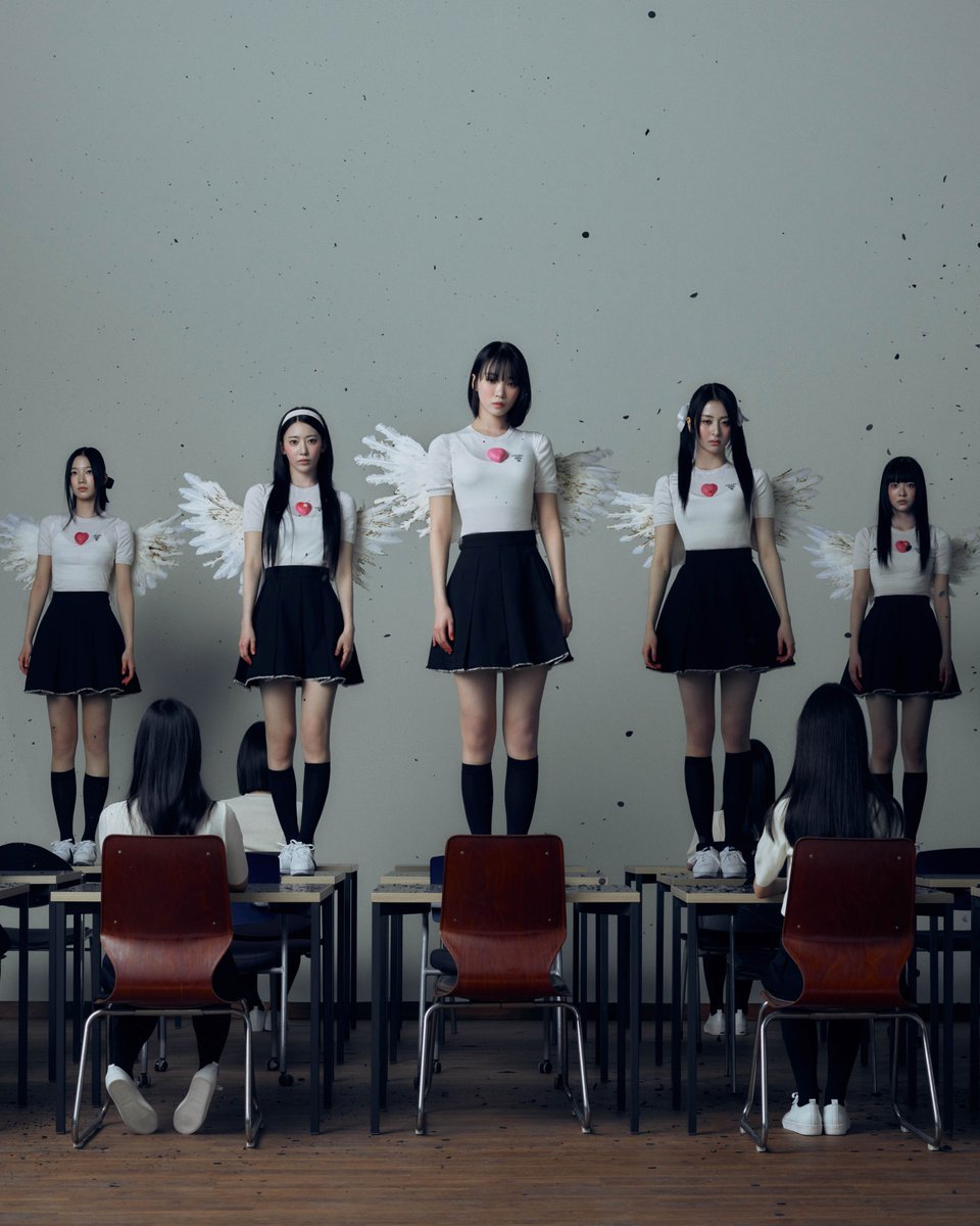 chaewon loops on Twitter "this concept is iconic"