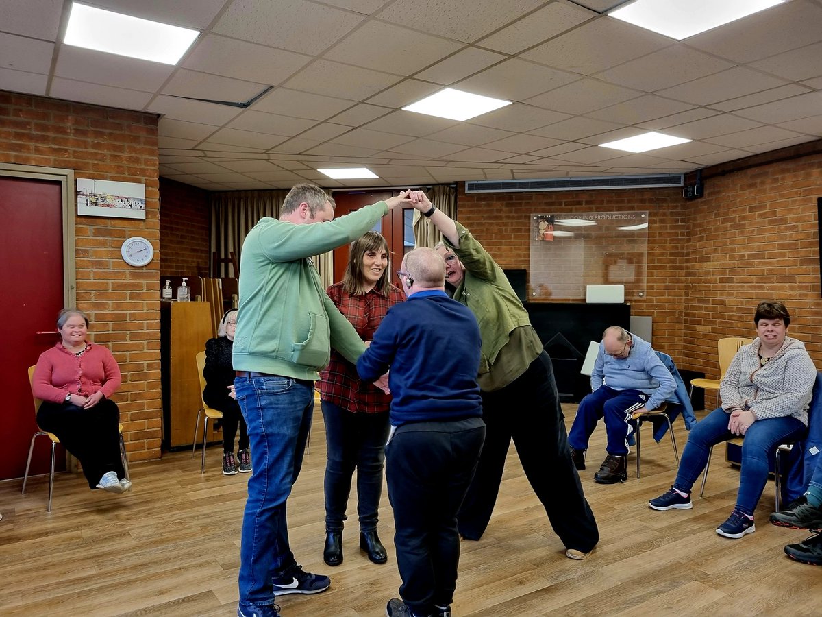 NVBorderlines's tweet photo. #WeAreBack is what #Strathcross wanted to announce to the #world today! And we love having you back @NewVicTheatre #Welcome Stay tuned for our future projects! #Theatre #games @SusanEMoffat @BenjoBD @Aida_S_Haughton @NewsNBC @SoTCityCouncil https://t.co/NJx5mIdOHM