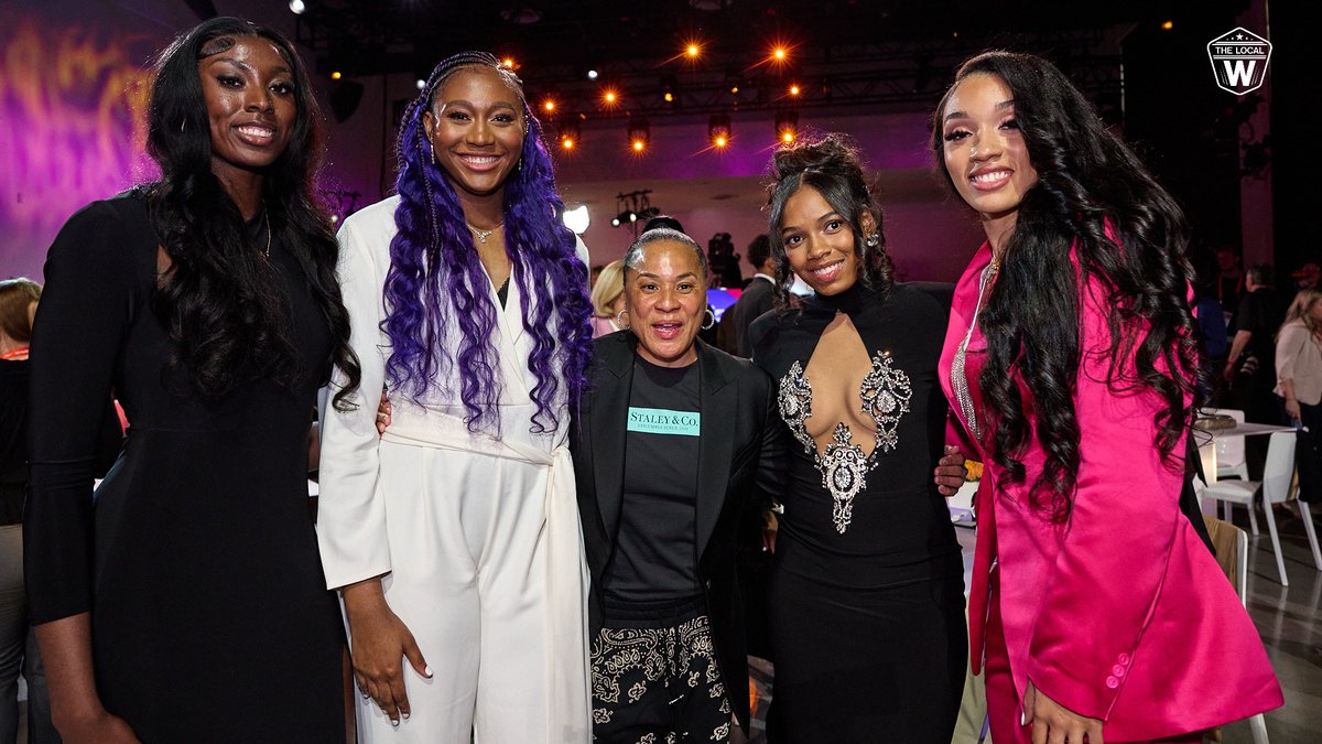 South Carolina WBB Players Aliyah Boston, Dawn Staley, Brea Beal, Zia Cooke, Laeticia Amihere at WNBA Draft '23