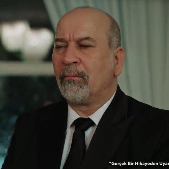 ebony_aris's tweet photo. New spoiler 📌📌📌📌
Ifakat is taking pills and then Latif ll lay into her bed. He wants revange!!! After #KaZer we are having #IfLa and Sefika ll cry cuz she gona catch them!!! She loves Latif!! #yaliçapkını https://t.co/LpdSCXa5b4