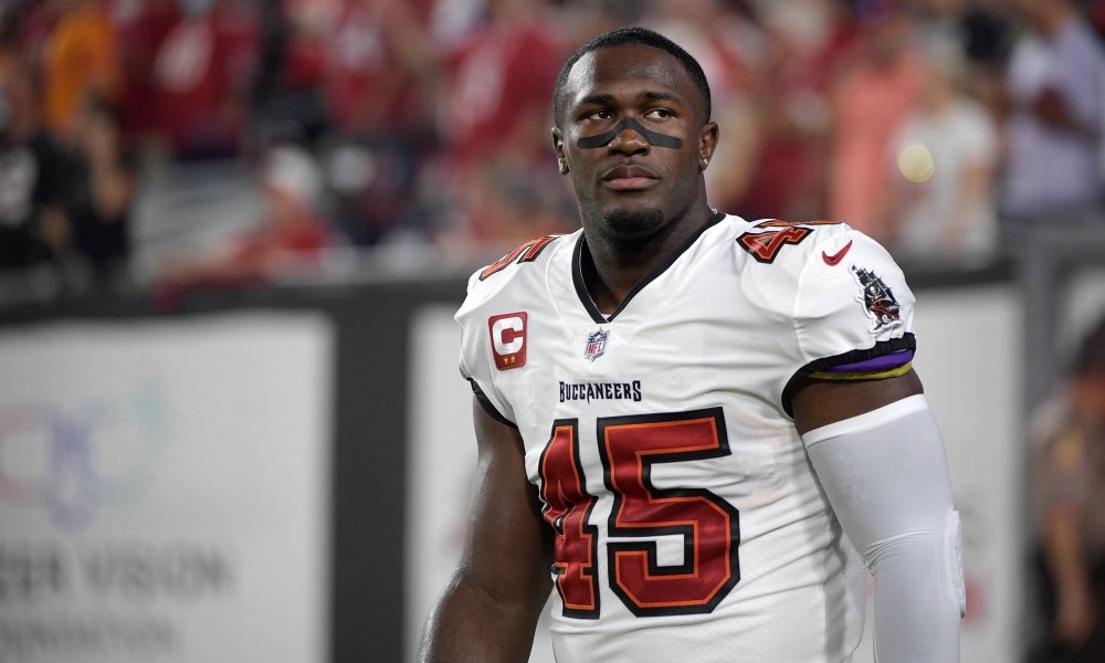 𝗕𝗥𝗘𝗔𝗞𝗜𝗡𝗚: #Buccaneers LB Devin White has requested a trade.