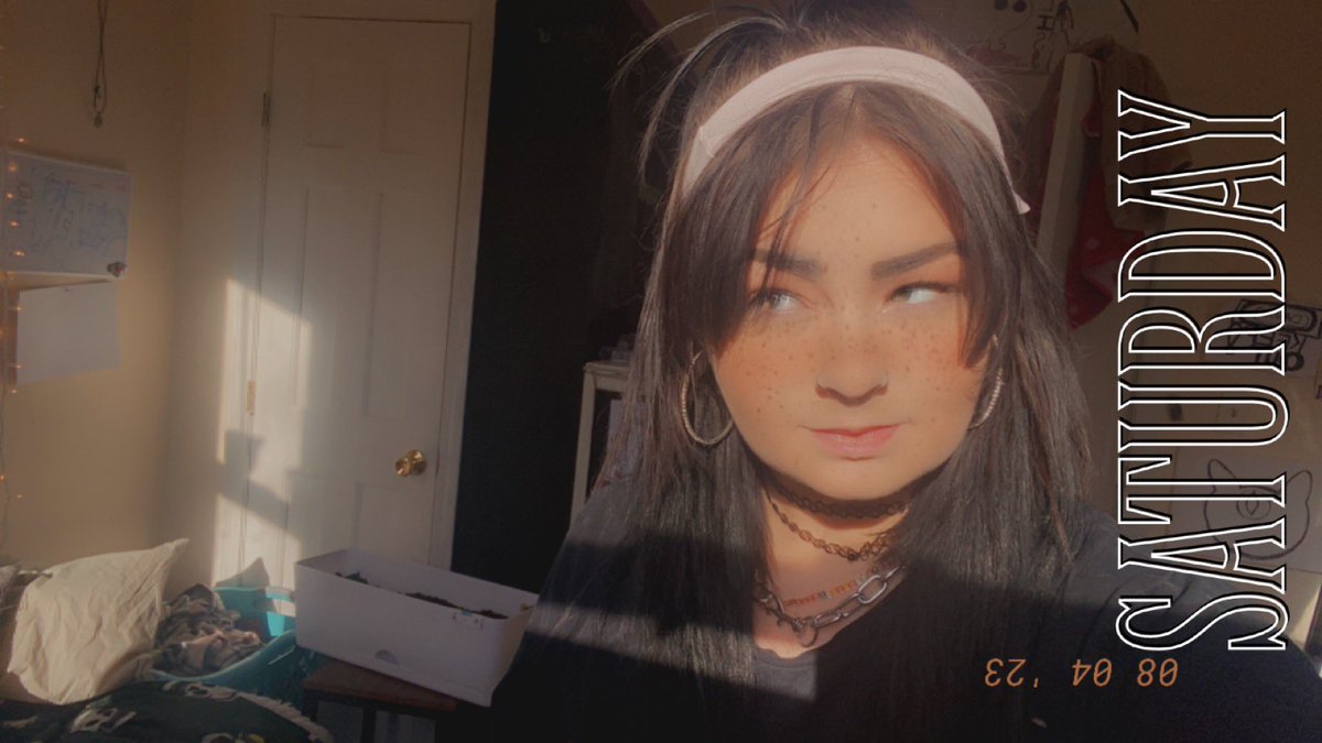 sourpatchxbaby's tweet photo. Haiii good morning happy spring loving the warm weather 🥰🌸🌱🪴☀️ https://t.co/ZM8KGXX9Q9