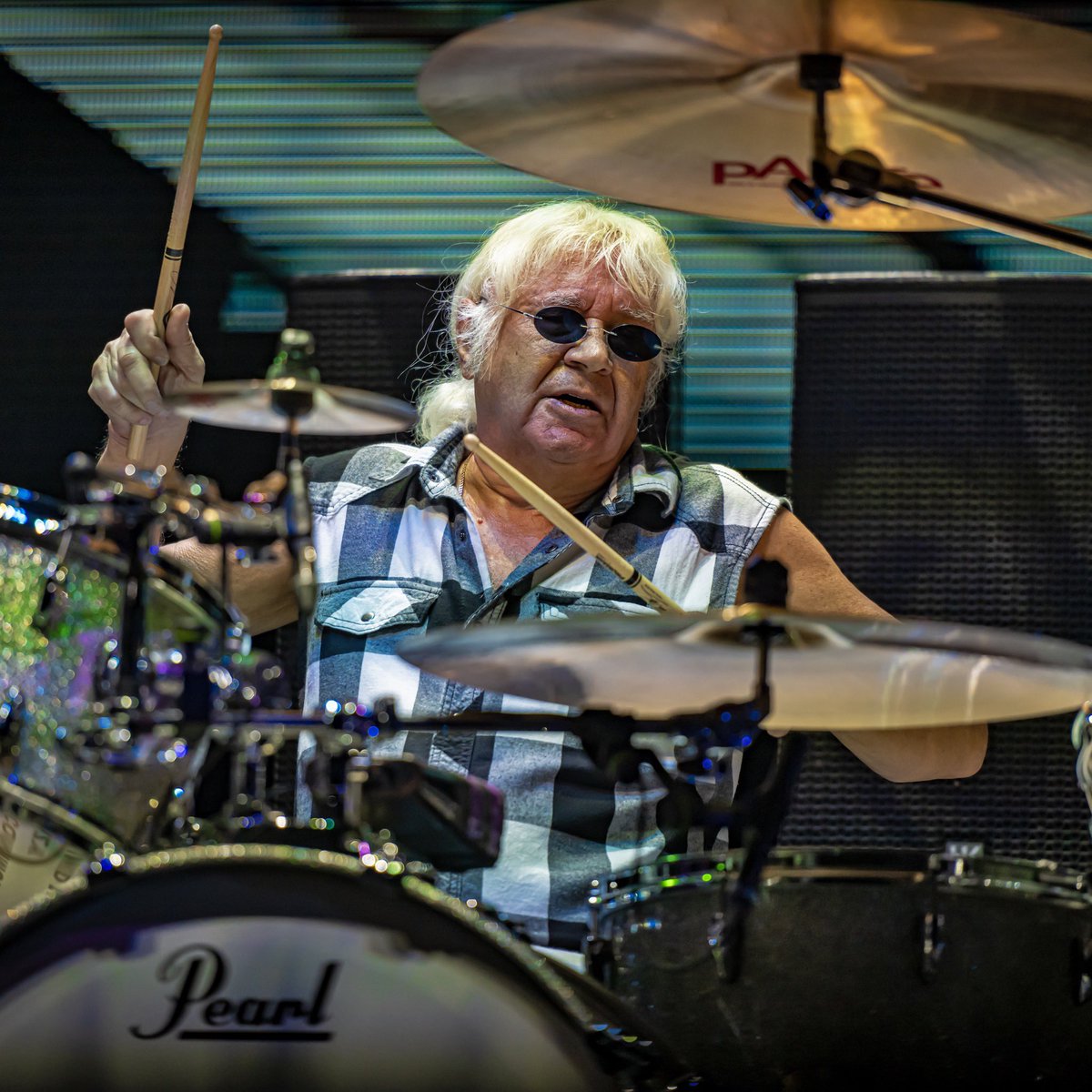 _DeepPurple's tweet photo. Thanks for having us Japan, you were amazing! Next stop Monster’s of Rock festival in Colombia, see you there.

// DP WebCrew 

Photo Credit: Robert Lio 

#deepurple #japan #madeinjapan https://t.co/ot7xDtSFJX