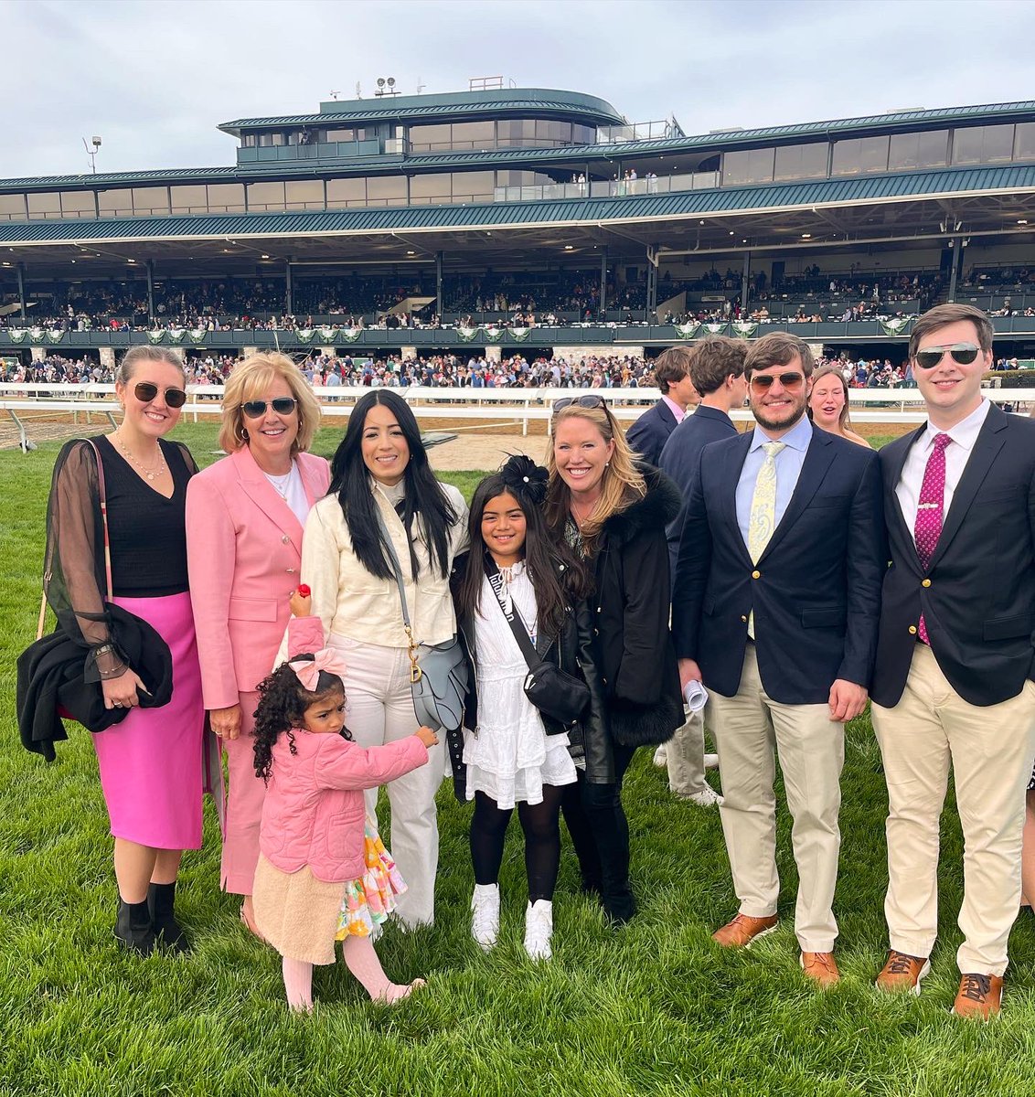 KPMRacingStable's tweet image. Great opening weekend in KY! Celebrated @luissaezpty winning the @keeneland Fall Jockey Title and the Transylvania &amp;amp; Bluegrass Stakes. #luissaez #mostash #tapittrice