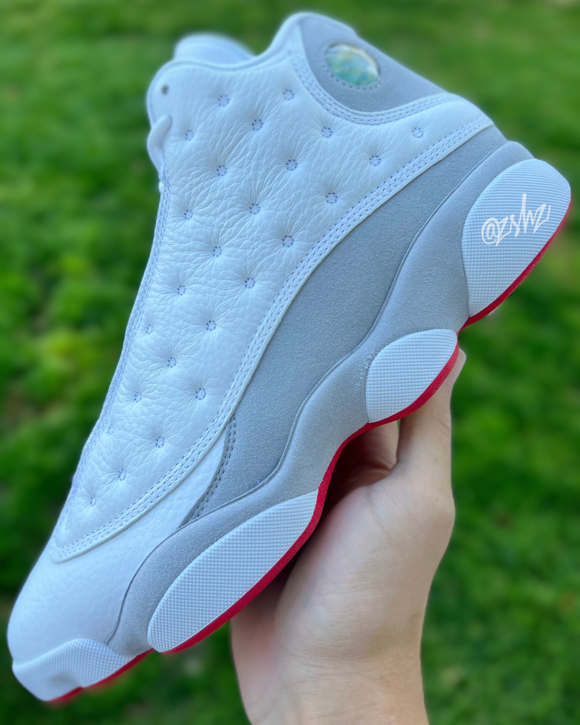 Air Jordan 13 Retro - White - Grey - Pink 