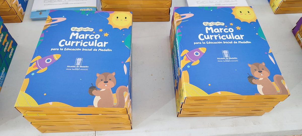 HugoADiazMarin's tweet photo. Es para mi un orgullo el lanzamiento del Marco Curricular de educacion inicial, está herramienta es el fruto de años y acompañamiento de expertos en  temas pedagógicos para brindar a nuestros agentes educativos una formación más integra para el beneficio de nuestros niños y niñas https://t.co/jH1zsgxAr4