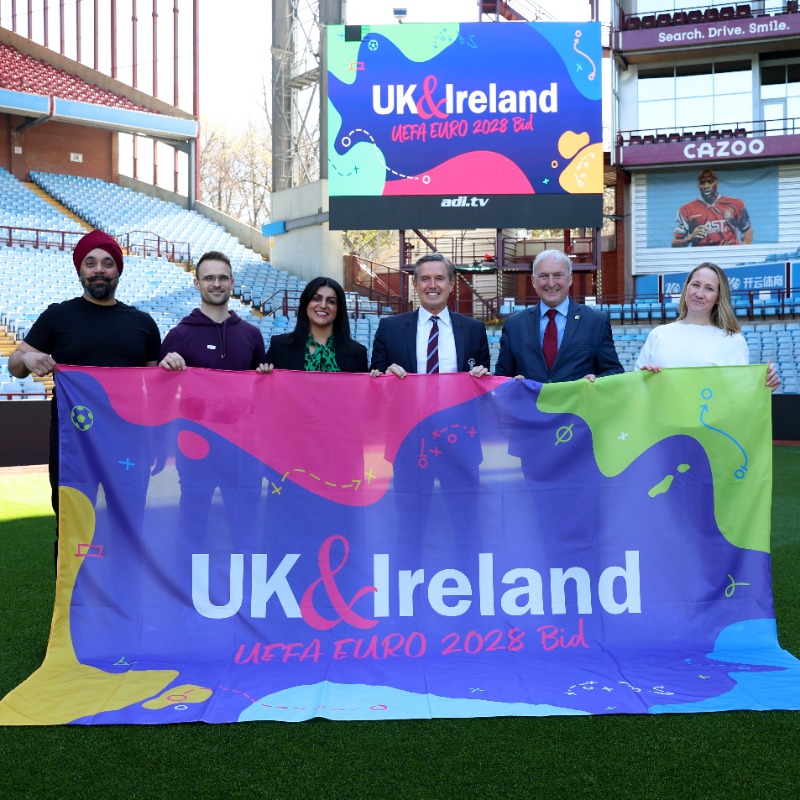 AVFCOfficial's tweet photo. Aston Villa is delighted to announce that Villa Park and the city of Birmingham have been selected as a stadium and host city for the UK &amp; Ireland UEFA EURO 2028 bid. 🤝

#UKIreland2028