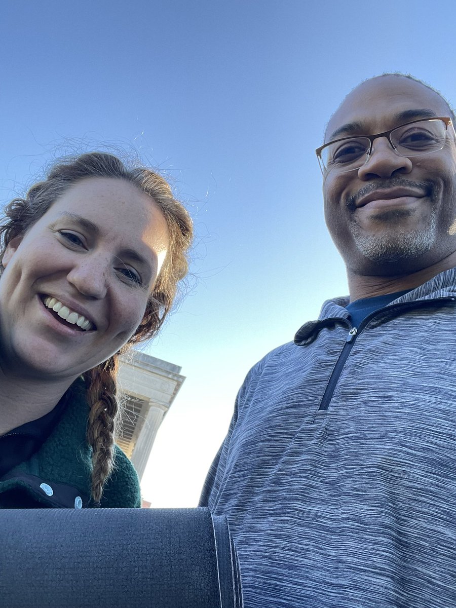 So excited to have folks from all over the country in @MaconBibbCounty this week for @CivicCommonsUS #Macon Studio Visit! This morning I lead a yoga class for a group of #knightcities yogis in Rosa Parks Square, including my @knightfdn buddy @cthomasclt!