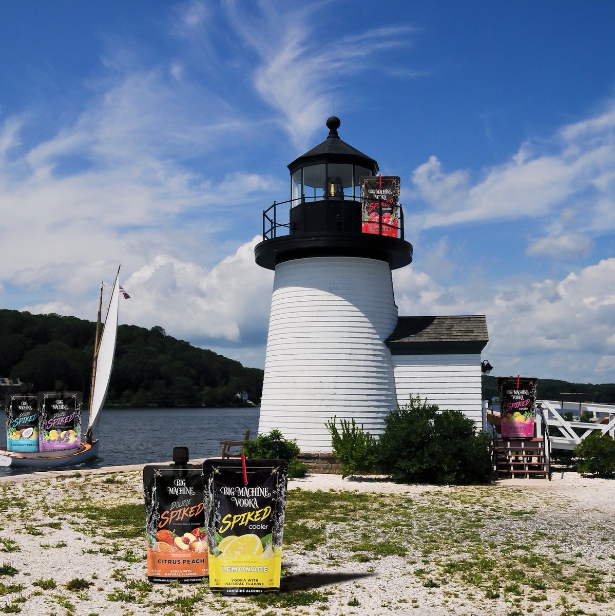 SpikedCoolers's tweet photo. Spiked Coolers have made it to Connecticut! Click the link in our bio to find us near you📷
#spikedcoolers #connecticut #bigmachinevodka #travel #travelwithspiked #rtd #vodka #cocktail #calories #bigmachine #drinking https://t.co/v7ROhEv1dS