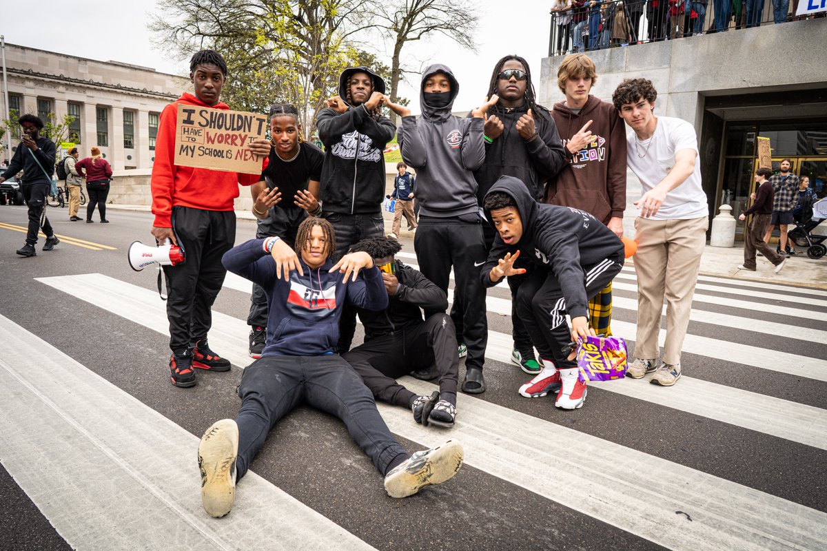 MLK highschool students
#NoJustinsNoPeace