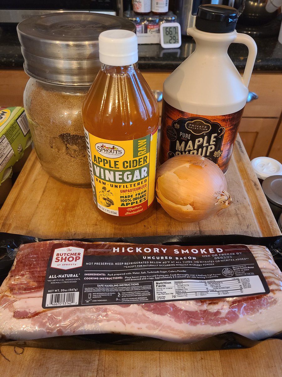 BakingWithEve's tweet photo. since @genderqueerwolf is gone for the day plus, im making bacon jam for #BakingWithEve and watching the witcher (for now) https://t.co/L7eGKkv59S