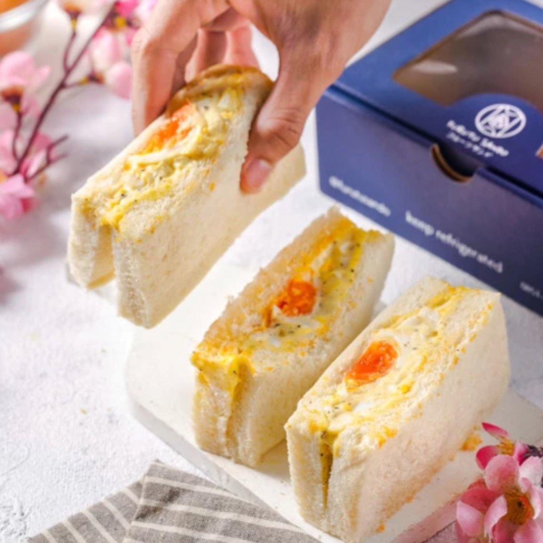mamamlucu's tweet photo. they also have tamago sando if you prefer something savory! https://t.co/yr26yydjD5