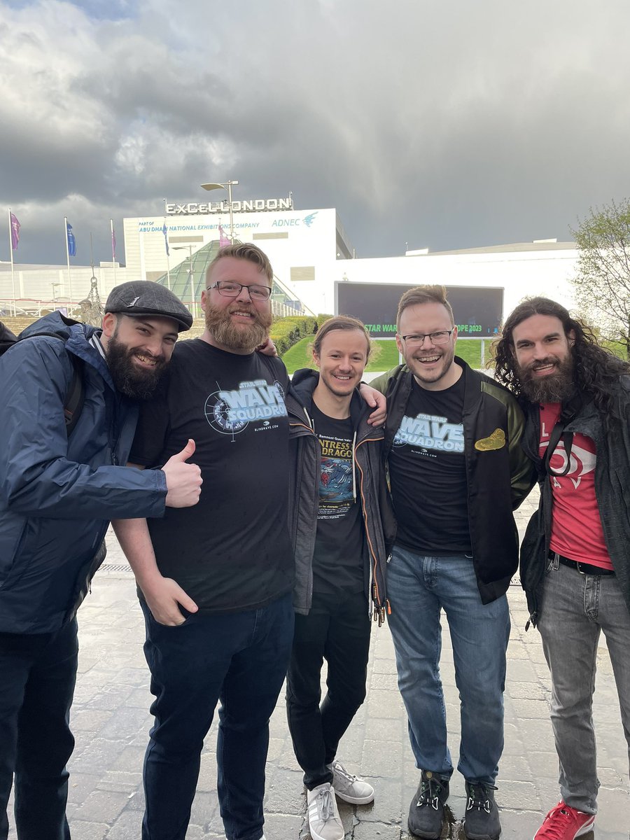 collins_storm's tweet photo. After almost 4 years I finally got to see @BlindWaveCrew again. It was great catching up with you lads! Enjoy your time in London. Much love! @Atopgun007 @EricWhiteley @DetectiveCalvin @Archmaster7 https://t.co/KviBx01Riv