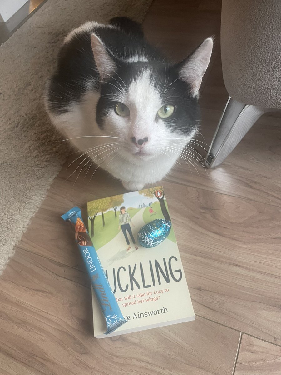 Duckling #giveaway!
Win a signed copy plus chocolate goodies. RT, follow and tag a friend who might be interested in a mystery/uplifting read 

(Cat not included)

Ends Sunday 16th at 6pm. UK and IRE only. 

Please share ❤️