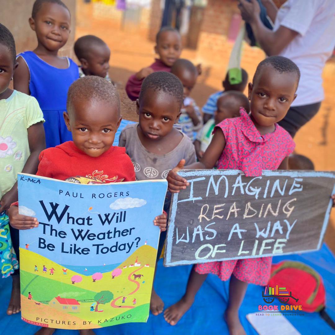 Thee Book Girl tweet media