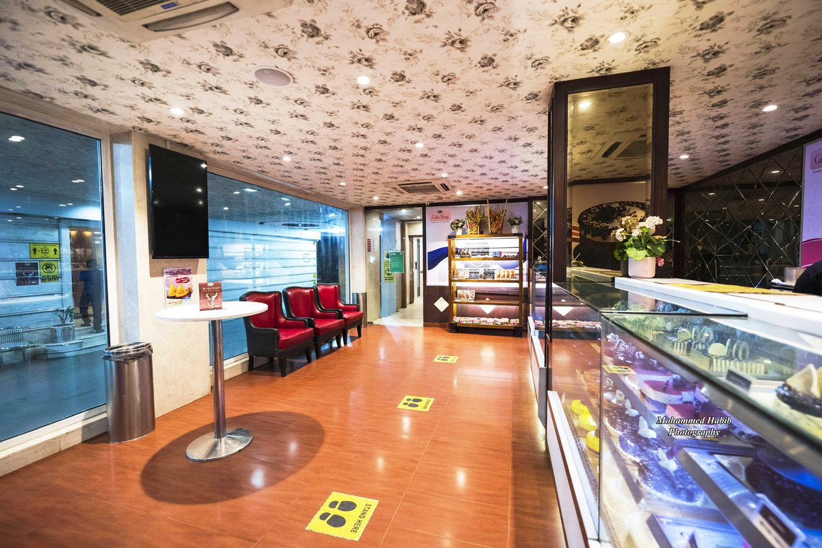 Z9Habib's tweet photo. “When cake is the answer, who cares what the question is… ” - Anonymous🎂

#CakeNation #HotelBaseraa #NikonIndia #MohammedHabib #Secunderabad #Hyderabad https://t.co/brRuPObaEB