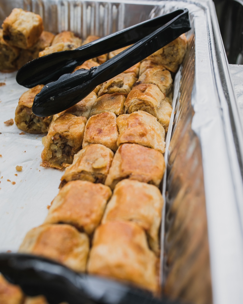 JRIHospitality's tweet photo. Last month, we served the baseball-loving community with Chompie's favorites at the Scottsdale Stadium Spring Training games in collaboration with The Scottsdale Charros. https://t.co/vbnw1zyxCk