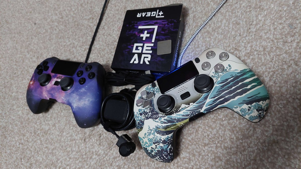 DarcEmperor's tweet photo. Instant 🔥Scroll wheel reset + 🔥Reset Camera (crosshair resets to head height for 200s) 

@Plusgear_ch  Which controller you picking galaxy or wave?

Use Code DARC for Discount https://t.co/xX2YCMAd69 https://t.co/5mmtY4ak6o