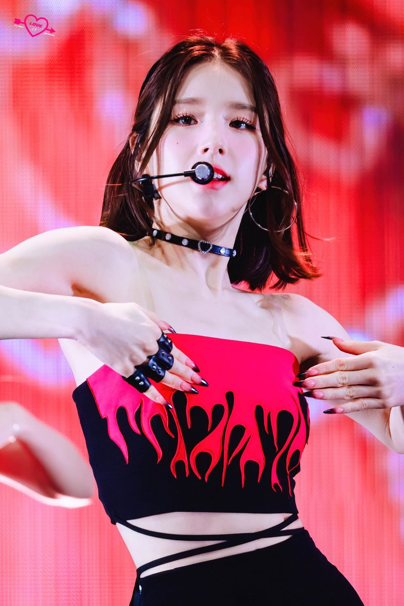 🐰ʟᴏᴠᴇɪᴛ🐰 tweet media