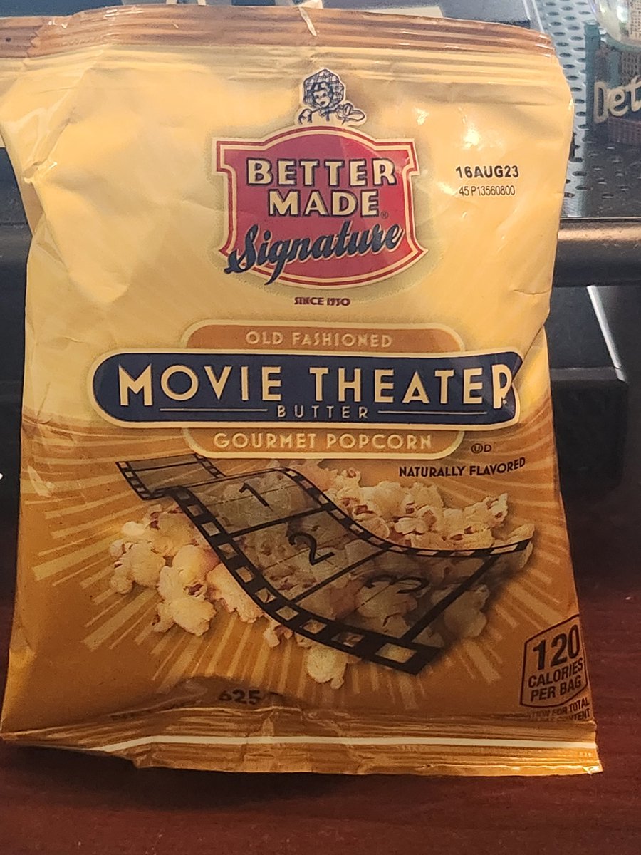 I have just fallen in love with another snack from <a href="/BetterMade/">Better Made</a>!!! 👍👍