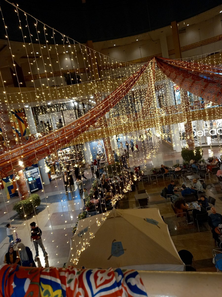 اللهم لك الحمد كما ينبغي لجلال وجهك وعظيم سلطانك