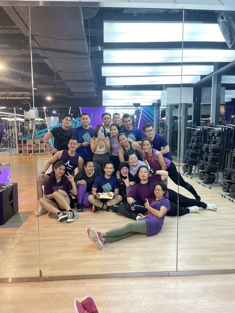 kunnaphats's tweet photo. Back to Tuesday routinity 🤗 https://t.co/J39mv7REEA