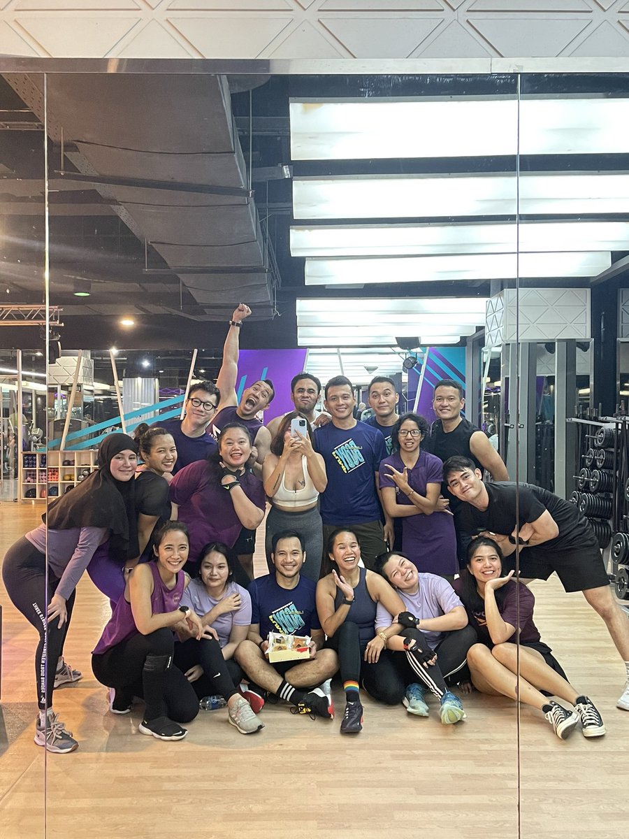 kunnaphats's tweet photo. Back to Tuesday routinity 🤗 https://t.co/J39mv7REEA