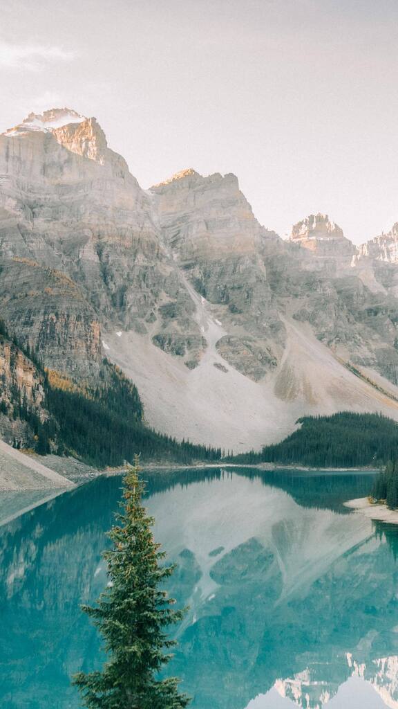 Pas pire vue. (C’était aussi beau en vrai que ce que j’espérais 🥹)
.
.
.
#reels #canadianrockies #explorerockies #hikingtheglobe #explorecanada #albertaviews #worldthroughmylens #heartsofcanada #explorescotland #quietinthewild #quietmind #reellife #m… instagr.am/reel/Cq5sI-fta…