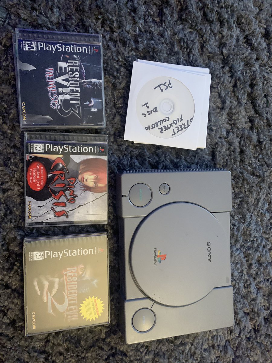 bean_2k1's tweet photo. More pickups from london #collectors #nes #residentevil #psx #starwarsprototype https://t.co/UFpgOGbx3Z