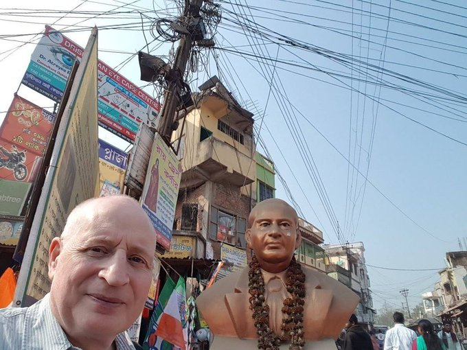 Steven_Derby's tweet image. BR Ambedkar: The unknown details of how he piloted Indian constitution (and my selfie from #Pakuahat in #Malda District)
bbc.co.uk/news/world-asi…
#IndiaInterest #Ambedkar #India