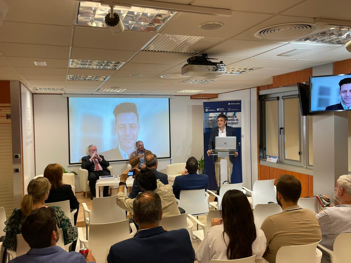 Roche Pacientes (@rochepacientes) on Twitter photo Hoy estamos en el seminario organizado por <a href="/RFVE_hemofilia/">Real Fundación Victoria Eugenia</a> <a href="/SETH__Oficial/">SETH Trombosis y Hemostasia</a> y <a href="/sehh_es/">@sehh_es</a> para hablar, entre otro temas, sobre la personalización en el abordaje de la #hemofilia 🩸 Hoy estamos en el seminario organizado por <a href="/RFVE_hemofilia/">Real Fundación Victoria Eugenia</a> <a href="/SETH__Oficial/">SETH Trombosis y Hemostasia</a> y <a href="/sehh_es/">@sehh_es</a> para hablar, entre otro temas, sobre la personalización en el abordaje de la #hemofilia 🩸