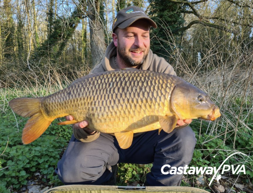 Jay Elliot reports 
"Managed to slip an afternoon session in and luckily it paid off with this cracking common.
Vortex THC wafter to the rescue and a trusty Castaway PVA 35mm mesh wrapped food parcel."
castaway-pva.co.uk
#castawaypva #buythebestpva #carp #carplife