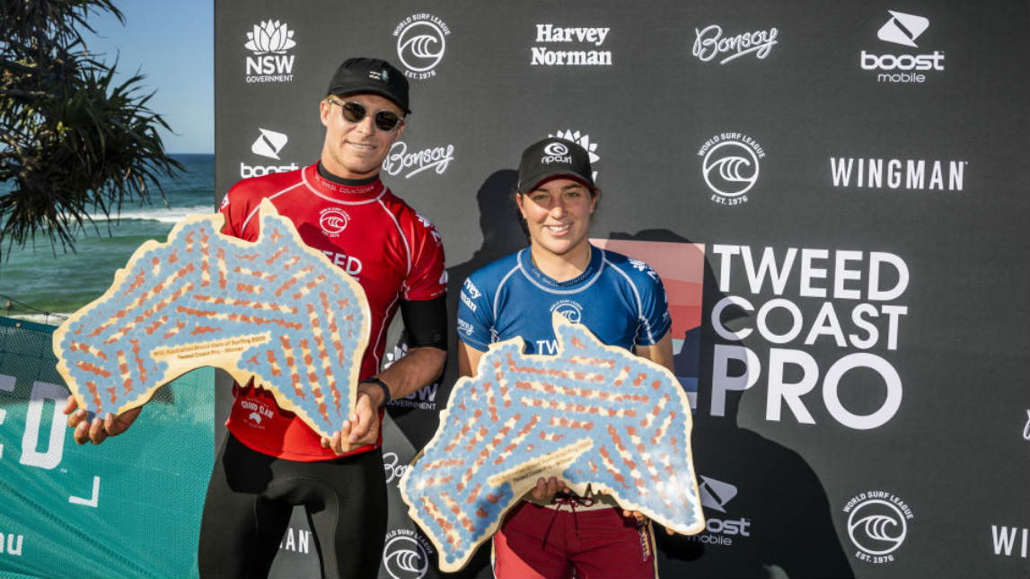 GuairaSport's tweet image. Tyler Wright y Ethan Ewing hacen sonar la campana en casa 🏆🏄

Los dos surfistas australianos ganan el Rip Curl Pro Bells Beach de la World Surf League (WSL), el campeonato de surf más longevo del mundo.

Felicidades #tylerwright #EthanEwing #RipCurlProBellsBeach