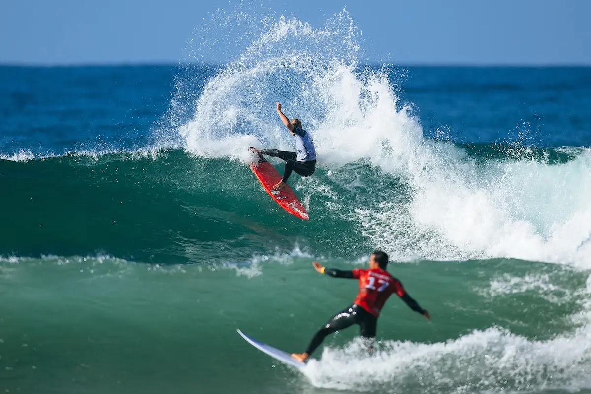 GuairaSport's tweet image. Tyler Wright y Ethan Ewing hacen sonar la campana en casa 🏆🏄

Los dos surfistas australianos ganan el Rip Curl Pro Bells Beach de la World Surf League (WSL), el campeonato de surf más longevo del mundo.

Felicidades #tylerwright #EthanEwing #RipCurlProBellsBeach