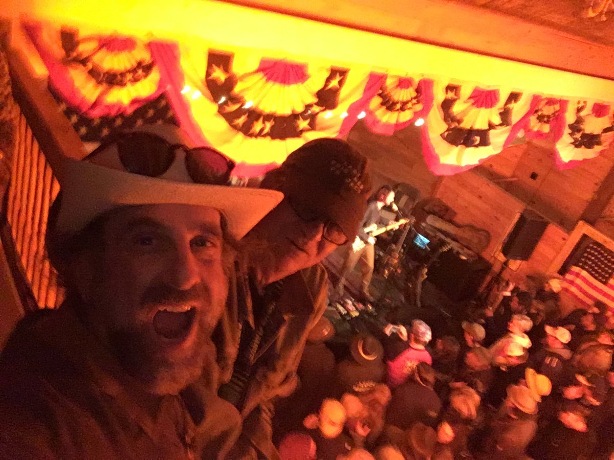 organiccowboy's tweet photo. Ripping set by @jacmnelson3 (#ParticleKid) at @luckreunion-An absolute blessing to be there- Micah is the musical #farmer guest in the pilot of my TV series #AmericanHempFarmer-You can book me to speak & emcee at your organization's event & get my books at https://t.co/SUbw3TN88q https://t.co/lPd3eEDEBm