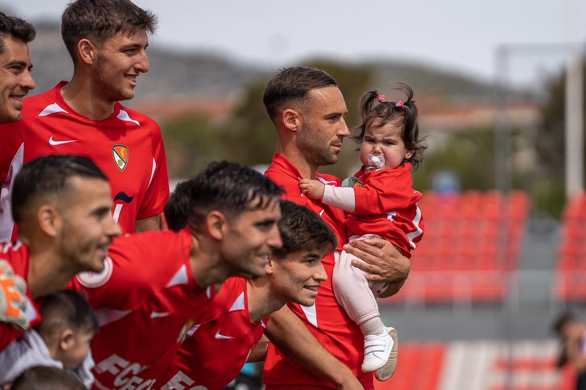 Terrassa FC (@terrassafc) on Twitter photo 𝗗𝗔𝗡𝗡𝗔 🍼🥺
🫶 #TerrassaFCExperience
(📸: <a href="/RubenLucia_/">Rubén Lucía</a>) 𝗗𝗔𝗡𝗡𝗔 🍼🥺
🫶 #TerrassaFCExperience
(📸: <a href="/RubenLucia_/">Rubén Lucía</a>)