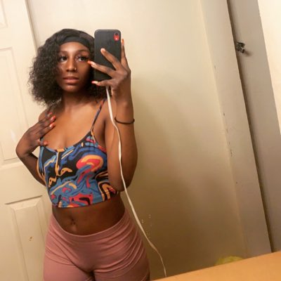 chaee_xo's tweet photo. #NewProfilePic https://t.co/3TPe2gTLS9