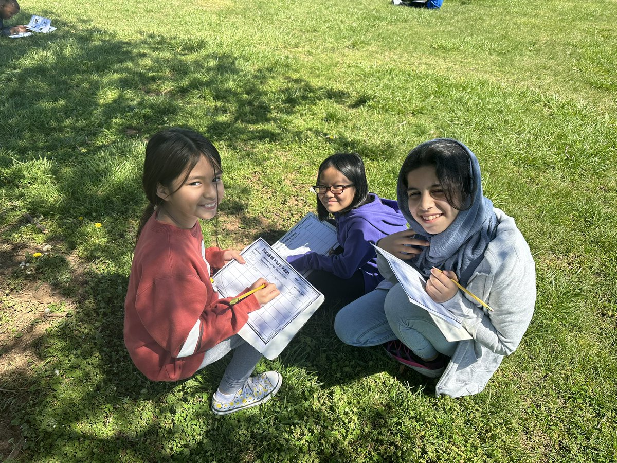 msmclean270's tweet photo. Nothing beats math lessons outside!!! #decimalplacevalue https://t.co/ctYyJXzbZ2